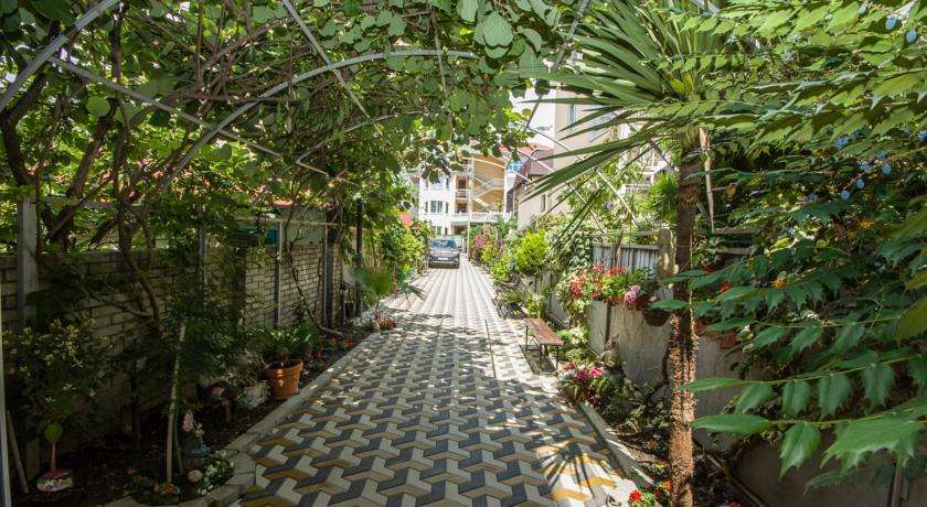 Гостиница Гостевой Дом Рита Адлер-25